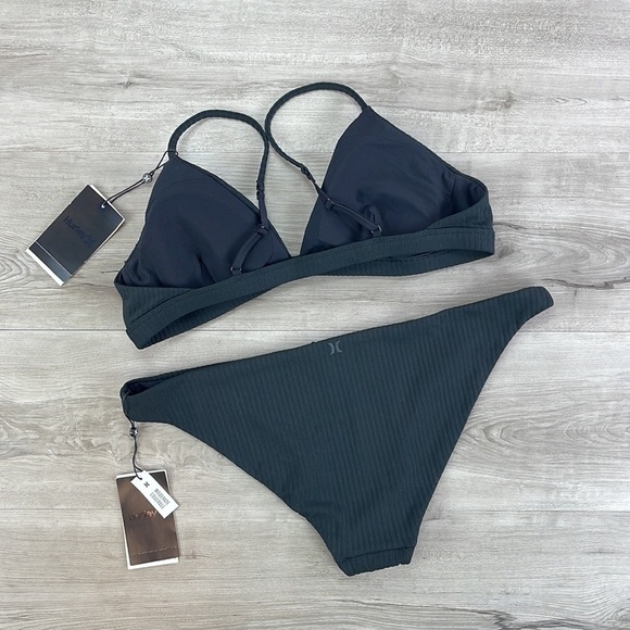 ☀️HURLEY☀️RIB TRIANGLE SRF TOP
RIB MOD SURF BOTTOM BIKINI SET - Picture 11 of 13